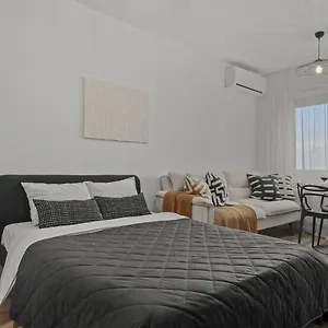  Apartament Urban View - Free Parking - Metro Station - Self Check-in