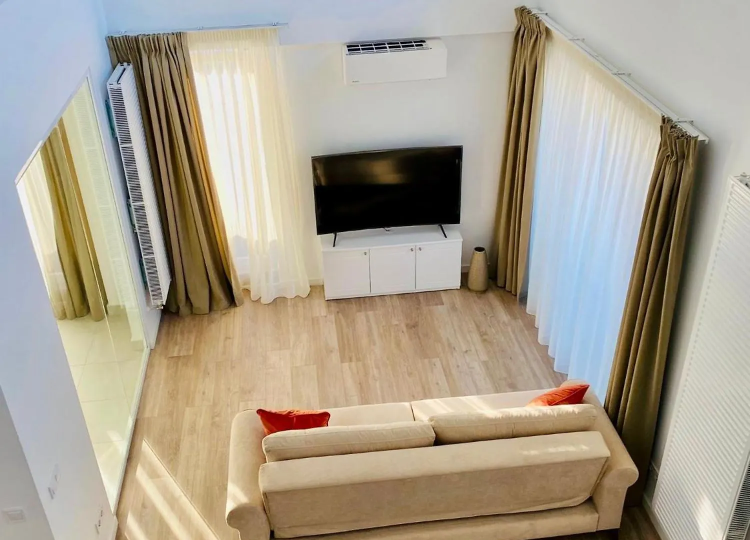 Penthouse View - Granvia Park Apartment Bucureşti